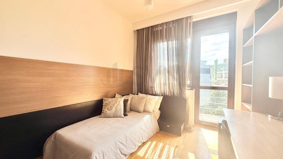 REA1029884 DUPLEX SPATIOS/5 CAMERE/4 BALCOANE/ 2 GARAJE/ HERASTRAU