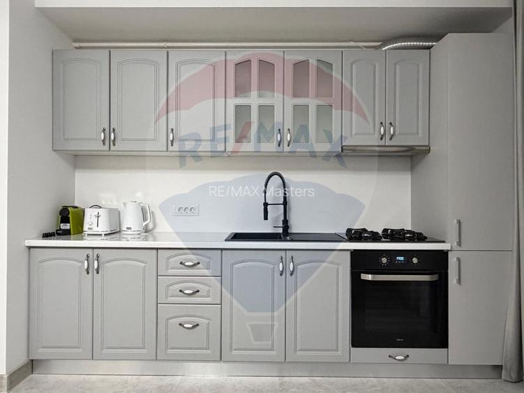 Apartament cu 3 camere de vânzare - bloc nou BURDUJENI - 2
