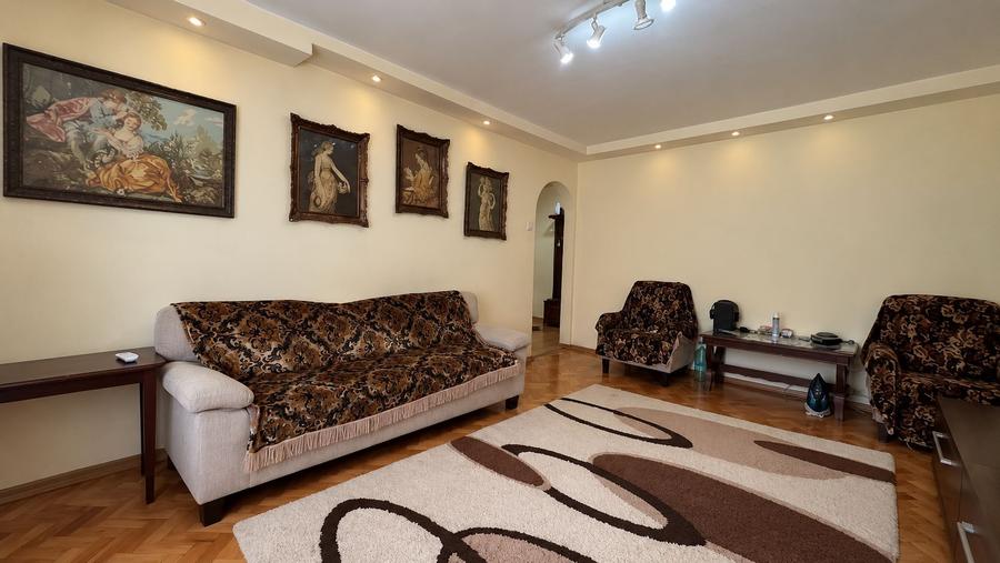 COMISION 0% | 3 camere | Zona Soarelui | Acoperis| Etaj 4/4