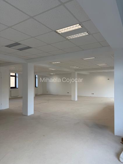 Cladire noua de inchiriat, Proprietar persoana fizica , 130 mp/etaj,ultracentral