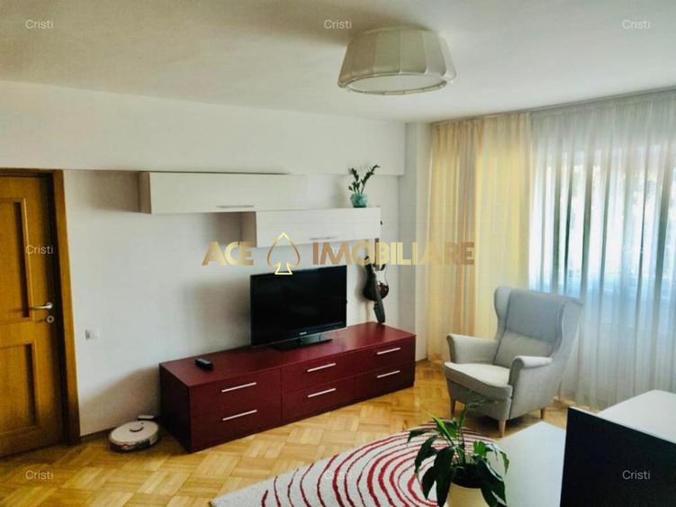 2 Camere de inchiriat | Unirii | Metrou | Pet friendly | Mobilat