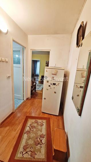 Piata Astra, apartament 2 camere la etajul 1, liber, 93000 euro neg - 12