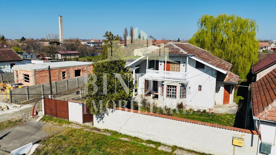 Casa individuala P+ M Giarmata, vatra satului 1496mp teren - 2