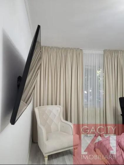 Apartament 2 cam Pantelimon zona Delfinului