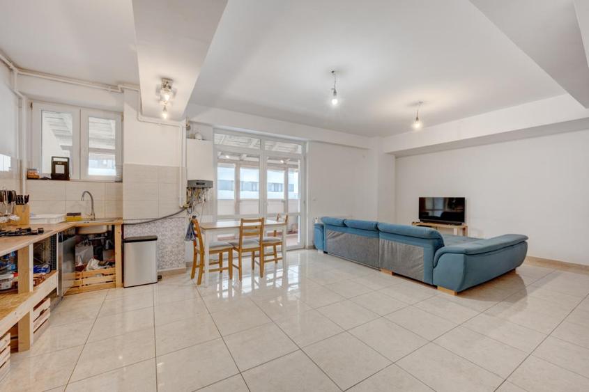 Duplex 4 camere pe doua niveluri, terasa si parcare subterana | Titan