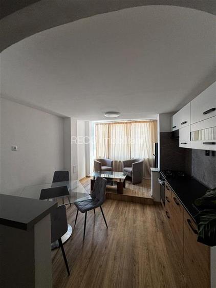 RECO Apartament premium 3 camere zona centrala - 8