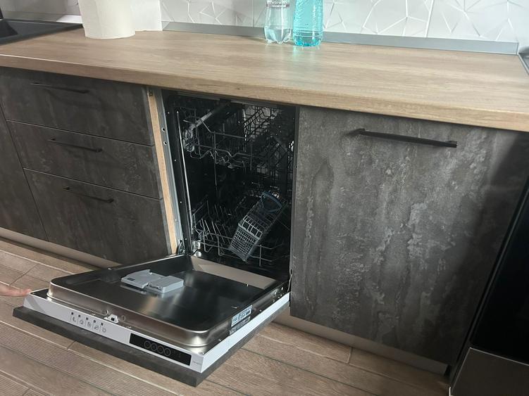 City Park Mall apartament 2 camere, decomandat, modern, 70mp.