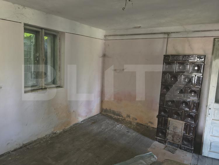Casă cu potențial și 1.200 mp teren – zonă rezidențială, Dej