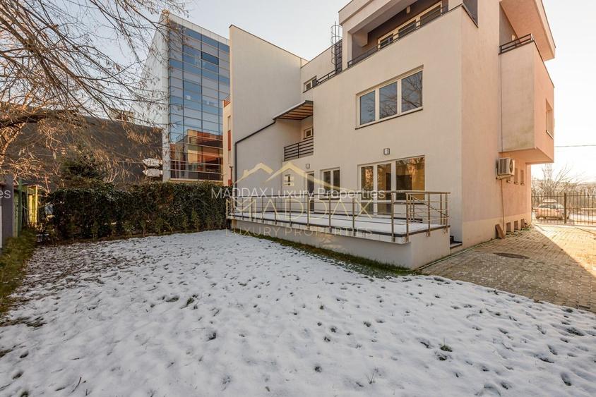 Vila ***400mp*** + Curte Proprie // zona Herastrau - 45