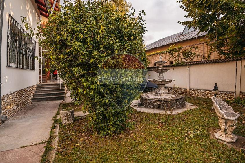 DE VANZARE Casă-muzeu în Răzvad | Reședință unică, 391 mp - 37