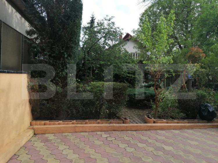 Casa de inchiriat,8 camere +, nemobilata, Gruia