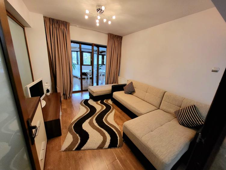 4 camere Centru Bloc PESCĂRUȘ pret 188000 euro