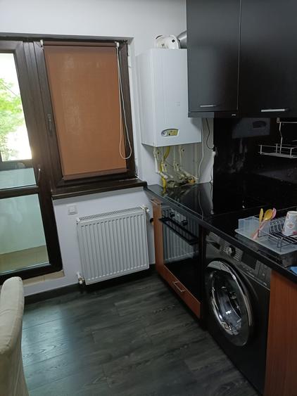 Berceni, garsoniera in bloc nou, loc de parcare și centrala proprie