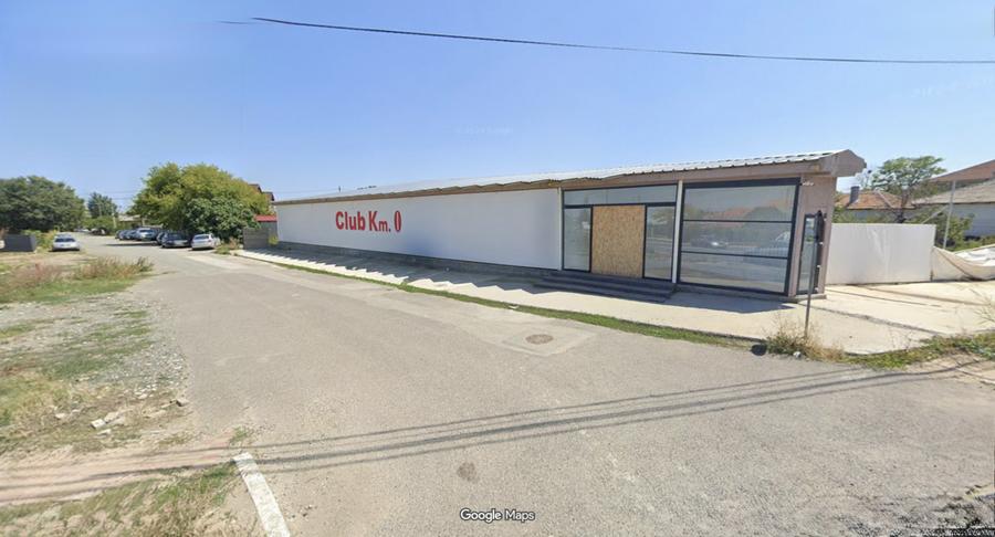 Spatiu comercial 435 mp stradal cu vitrina 36 m chiar pe DN39 Tuzla Costinesti