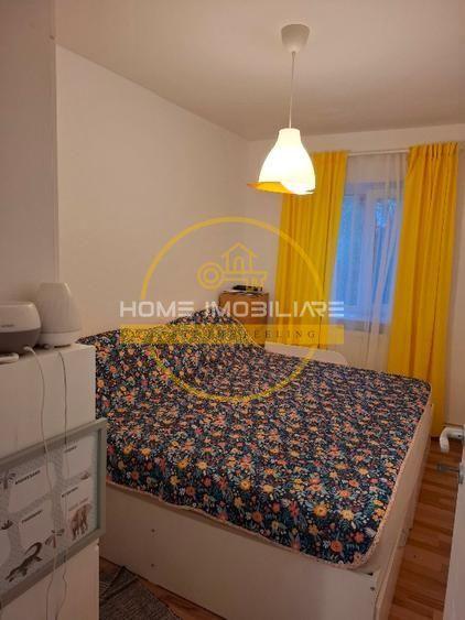 Etaj 2-Apartament 3Camere/Decomandat bloc din 1980-Zona Galata!
