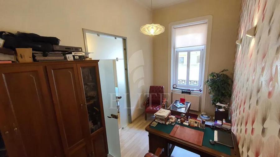 Apartament 3 camere în zona ULTRACENTRALA