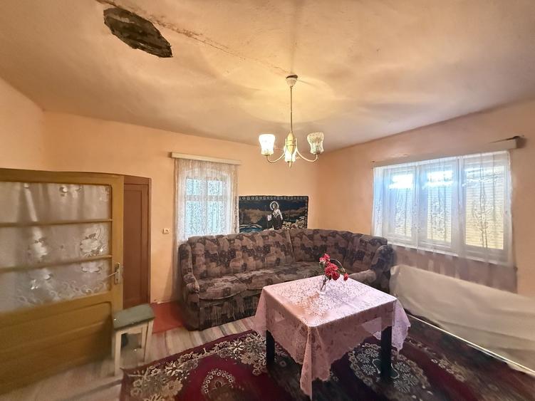 Casa Covasant de vanzare