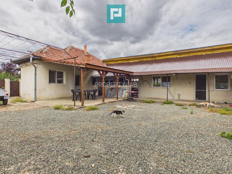Casă solidă în Curtici cu teren de 1166 mp - 29