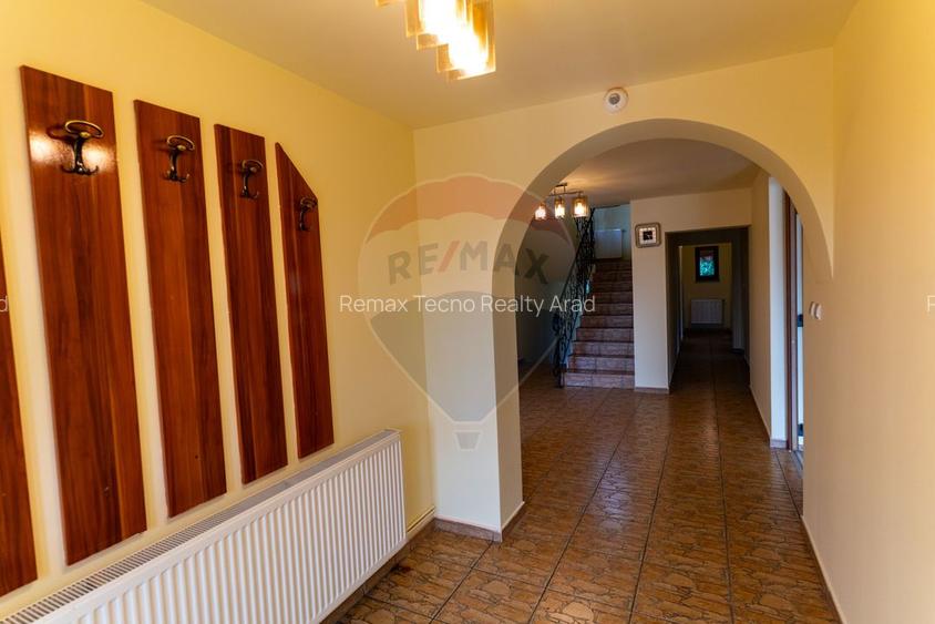 Vila  6 camere in Cristur, jud Hunedoara - 24