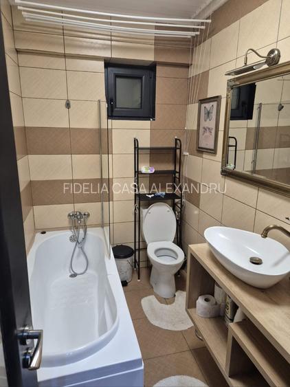 Apartament cu 2 camere+boxa depozitare Zona Nicolina