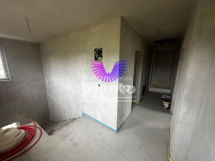 Casa Individuala cu 4 Camere 210mpu si Teren 727mp in Cisnadie - 10
