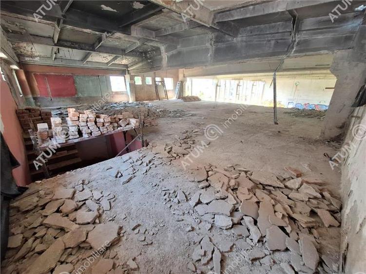 Spatiu cu suprafata de 500 mp si teren de 1159 mp in zona Strand Sibiu