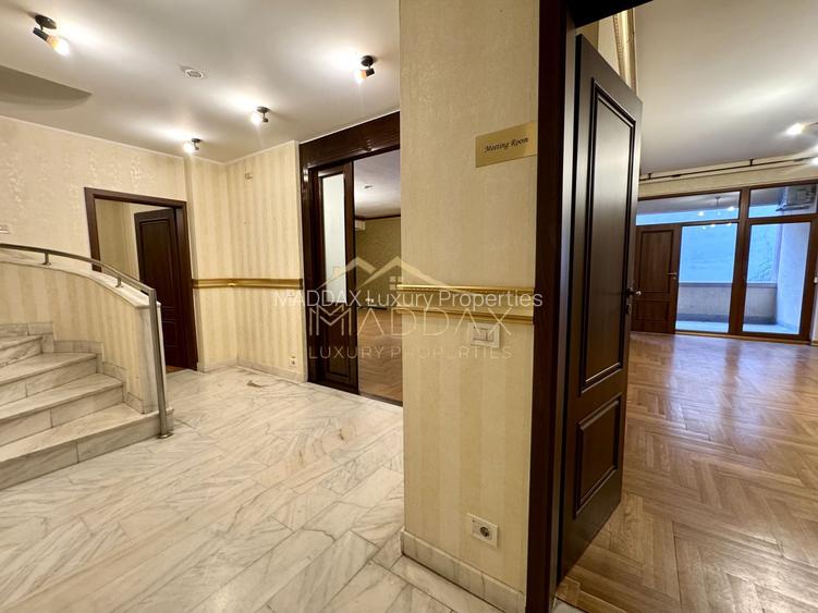 Vila centrala cu 13 camere *460mpu* + garaj // Dorobanți - 9