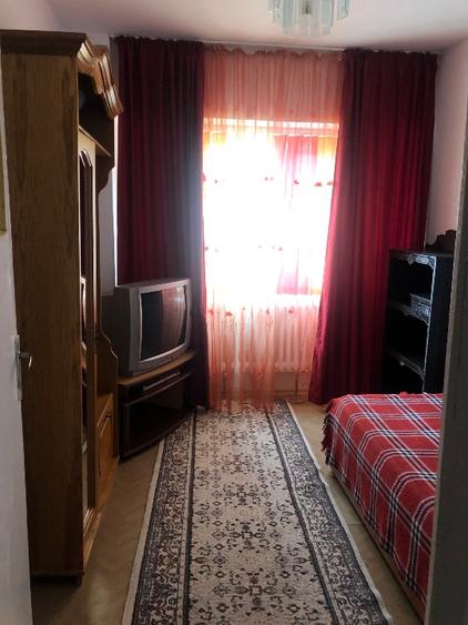Apartament cu 3 camere