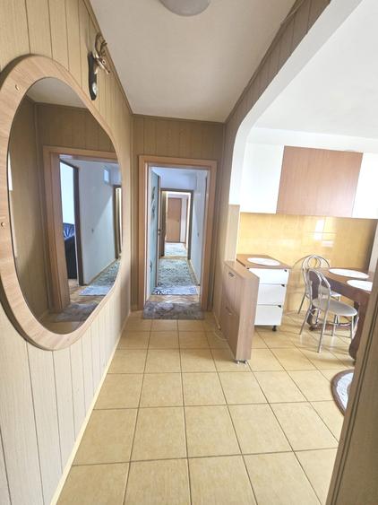 Apartament 3 camere Centru Civic!