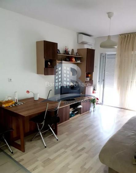 Apartament 2 camere/ Centrala Imobil/Metrou 1 decembrie 1918 - 2