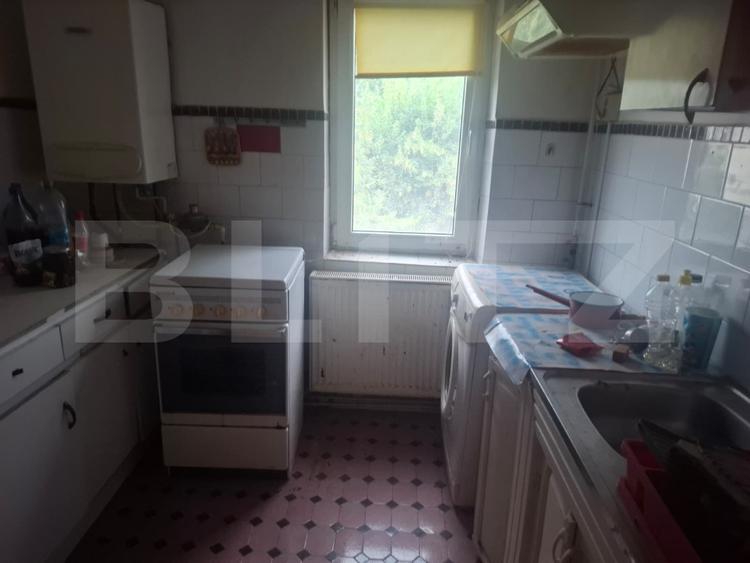 Apartament 3 camere, 65 mp, zona Găești