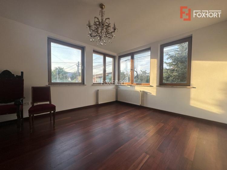 Casa individuala cu 10 camere si piscina, in Dumbravita - ID V5614 - 33
