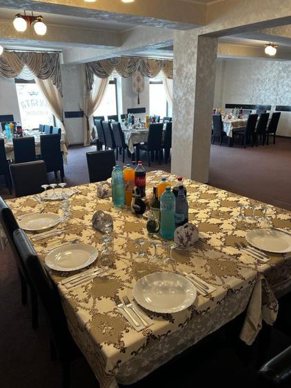 Afacere la cheie! 2 sali evenimente+ apartament 220mp, Siret