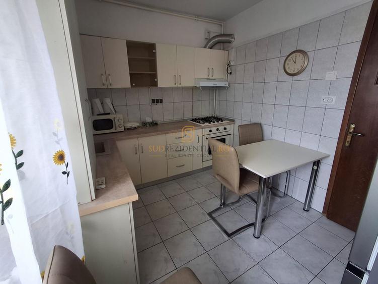 4 Camere, Calea Rahova-Mihail Sebastian, stradal, bloc reabilitat