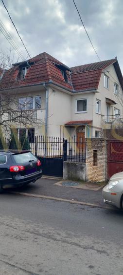 Casa individuală, Gheorgheni, 6 camere, 260mp utili
