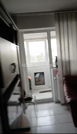Ultracentral - Piata Romana - Apartament 2 camere decomandat