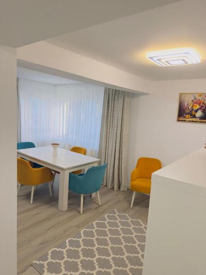 Apartament cu 2 camere, 61 mp, etaj intermediar in zona Sigma