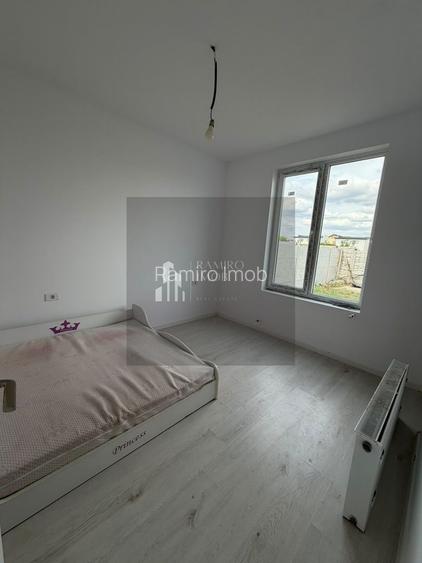 Casă individuală 4 camere la cateva minute de primarie comuna Berceni