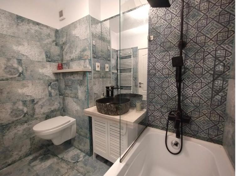 Garsonieră de vânzare Exigent Plaza cu boxă zona Lujerului