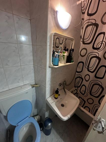 Apartament cu 2 camere, etajul 1/4, zona Alexandru cel Bun