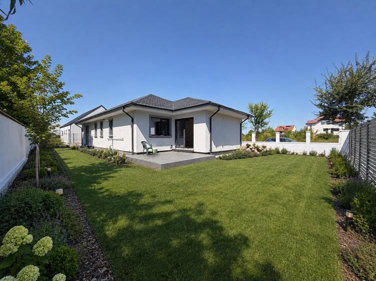CASA INDIVIDUALA PARTER - CURTE 450MP - PADUREA PETRESTI