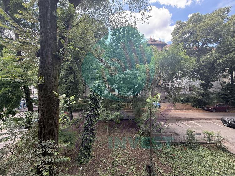Locatie, spatiu si randament - ideal pentru investitie