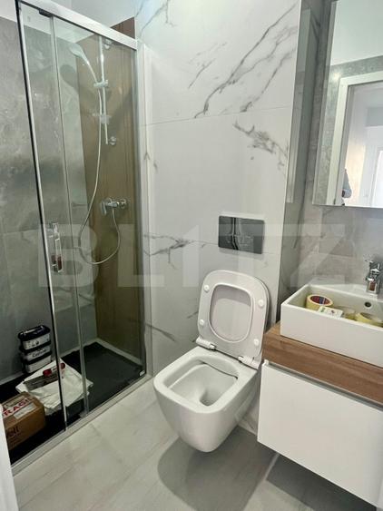 Apartament 3 camere, 78.7 mp, parcare + boxa, zona Tractoru