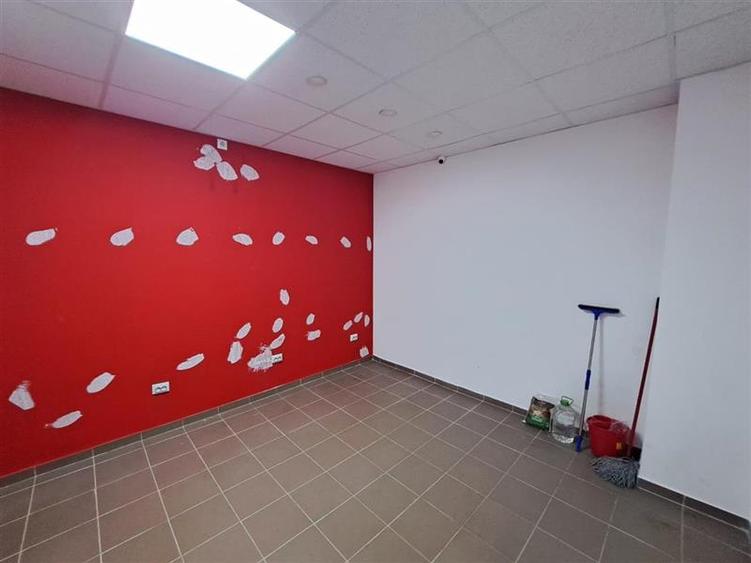 Spatiu comercial, 64 mp utili, situat in zona Centrala!