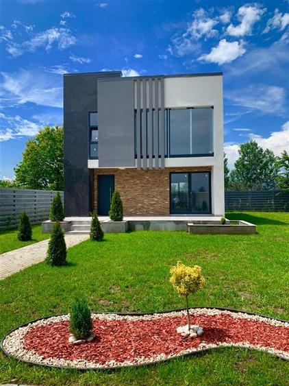 Casa in stil mediteranean, la cheie, in Stupini, Brasov