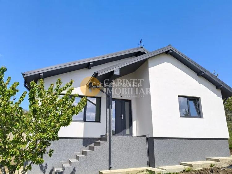 🏡   CASĂ PLAN PARTER  - Chicerea,Tomesti  🏡 - 3