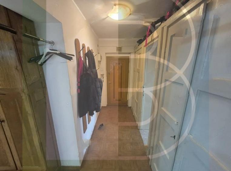Apartament 2 Camere,Basarabia,bl. Rusesc,reabilitat,DECOMANDAT,Liber