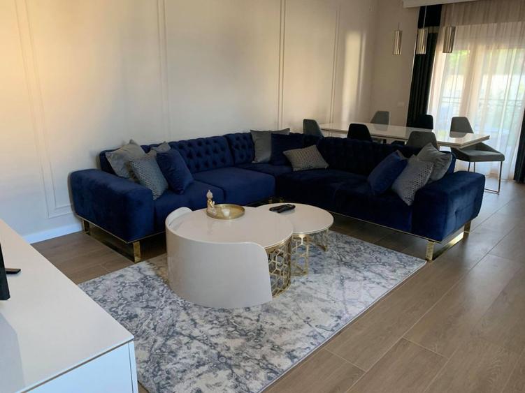 Duplex exclusivist aproape de Continental
