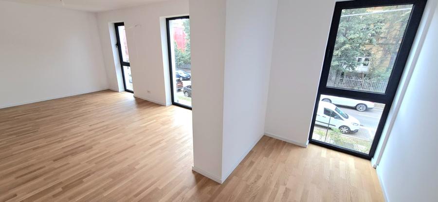 Paltim - Apartament spatios cu 4 camere 109 mp utili, etajul 1, langa Bega