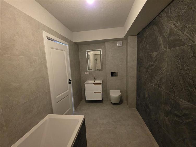 Apartament 2 camere - 66mp - Etaj 3 - Str. Soarelui, Păcurari